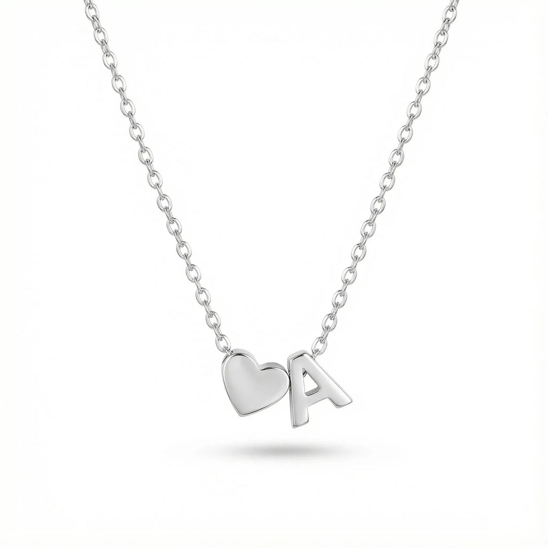 COLLANA CON INIZIALE A FORMA DI CUORE