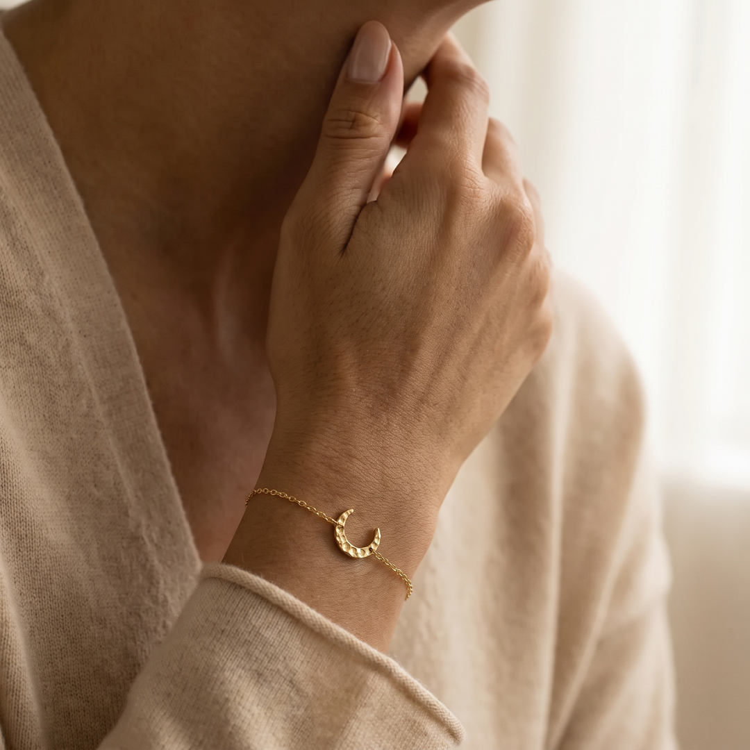 SELENE MOON BRACELET