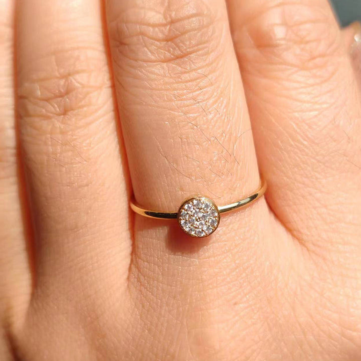 Anello classico con pietra del mese di nascita